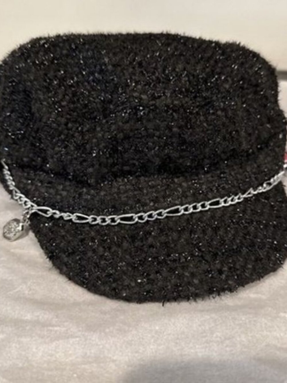 Vince Camaro Black Sparkle Newsboy Cap Hat With Chain